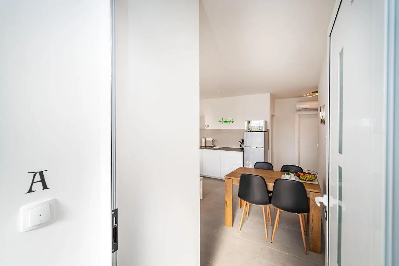 Appartments Kosamiri Nahe Zadar Привлака 0*,  Хорватия