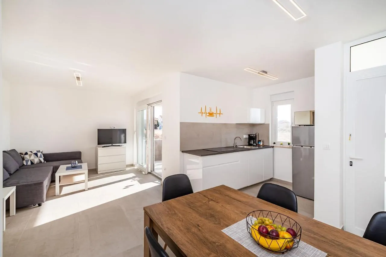 Апартаменты Appartments Kosamiri Nahe Zadar Привлака