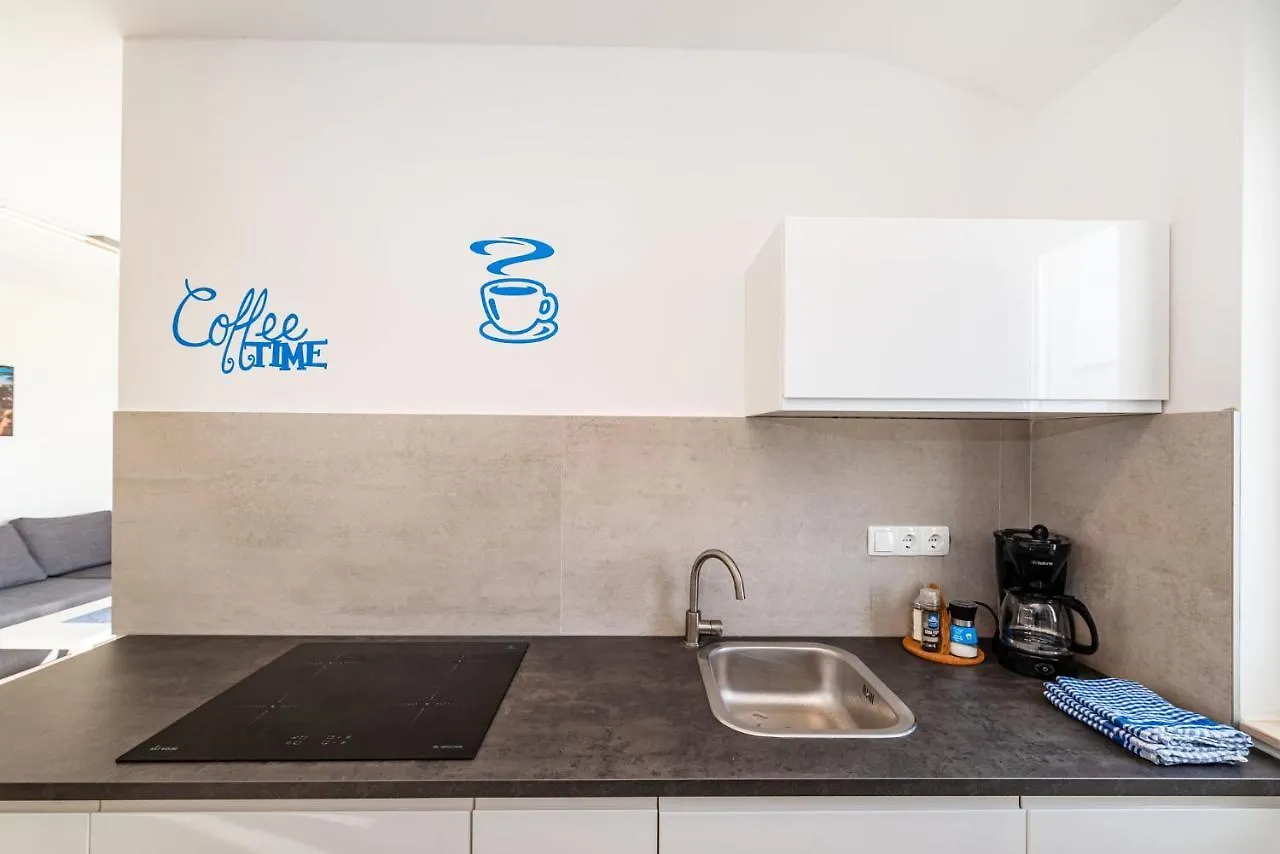 Апартаменты Appartments Kosamiri Nahe Zadar Привлака