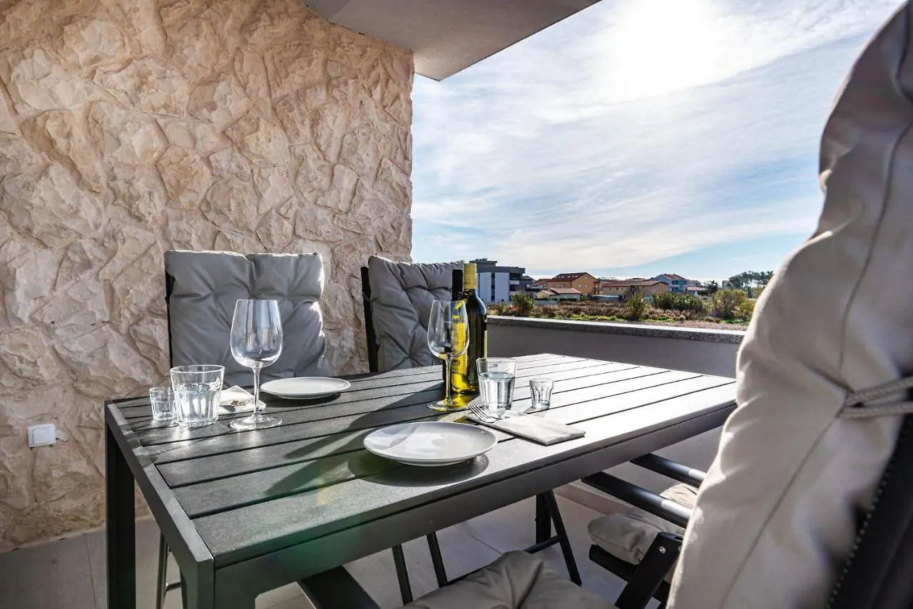 Appartments Kosamiri Nahe Zadar Привлака 0*,