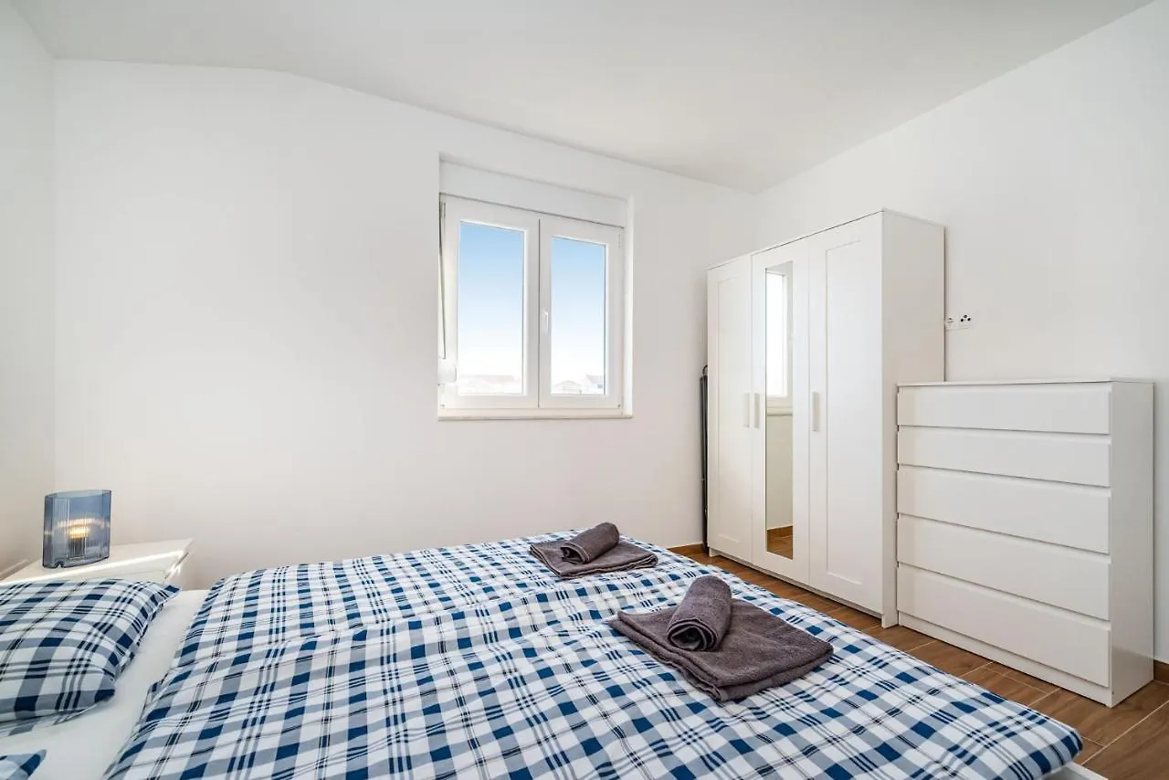 Appartments Kosamiri Nahe Zadar Привлака Апартаменты